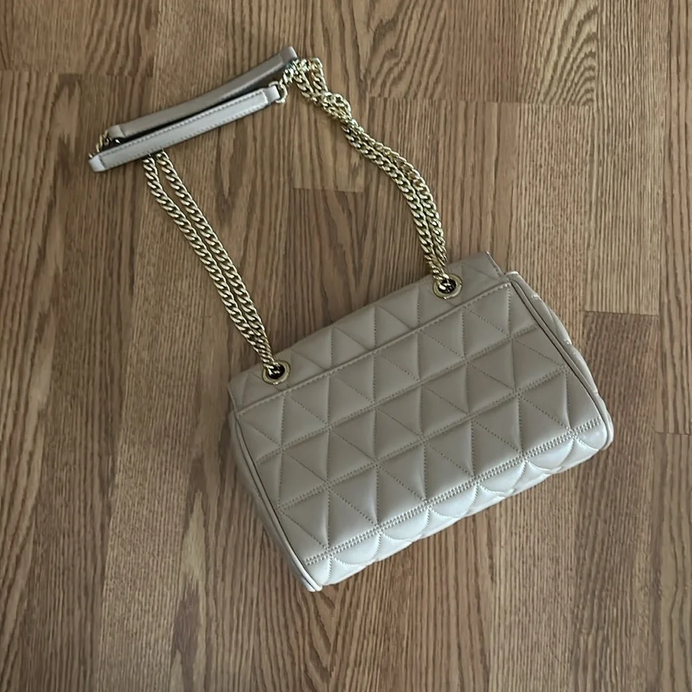 🔥 Michael Kors Leather MD Shoulder Flap Oyster Color - Picture 11 of 13